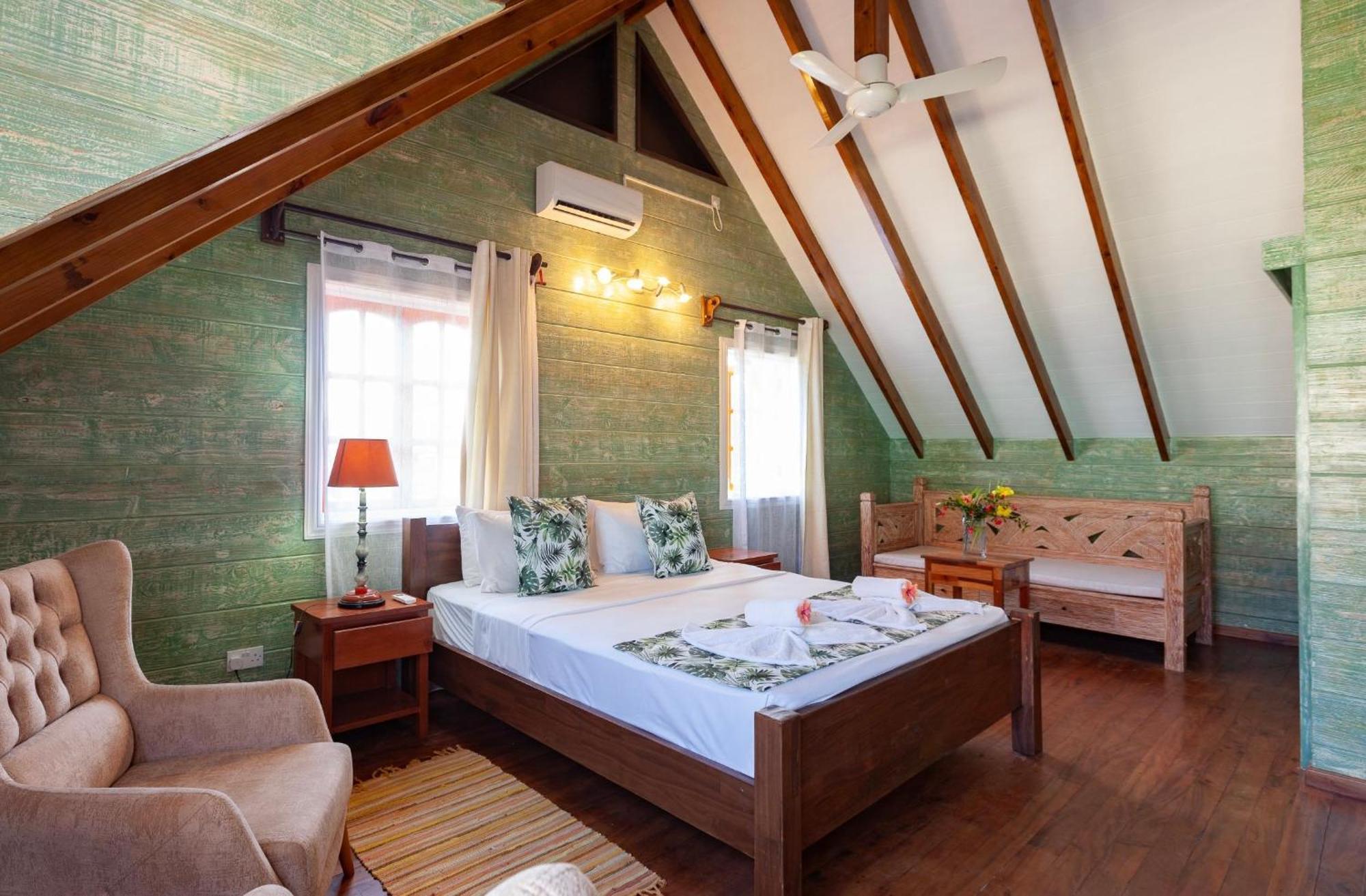 Ambiance Villa ลาดิก ภายนอก รูปภาพ